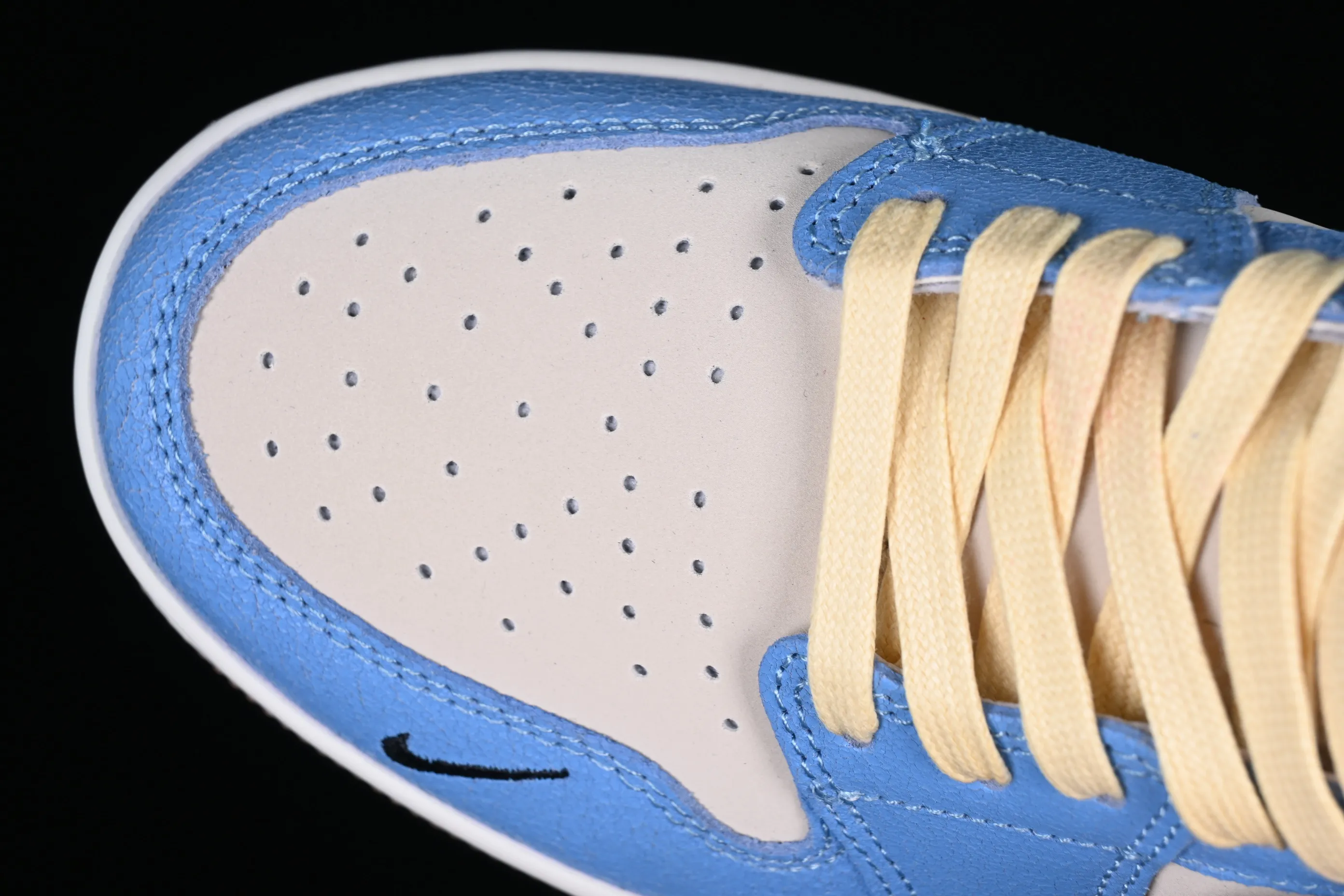All categories Air Jordan Jordan series basketball shoes Air Jordan 1 Low Z version Air Jordan 1 Low OG AJ1 Joe 1 white and blue crackle low-top cultural casual sneakers CZ0790-141